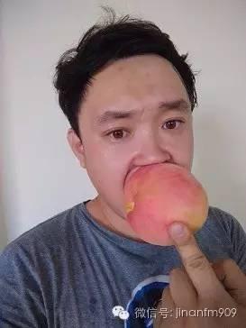 吃桃吃瓜的视频,探寻夏日消暑美食之旅