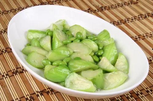 二瓜吃瓜,揭秘娱乐圈的瓜田秘事